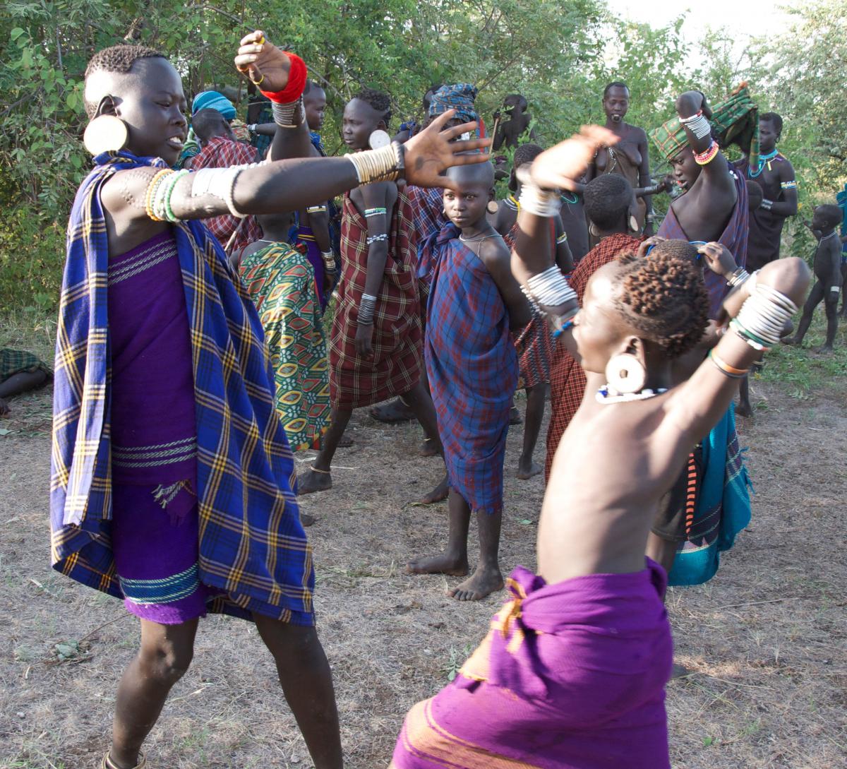 ethiopia mursi fight omo valley